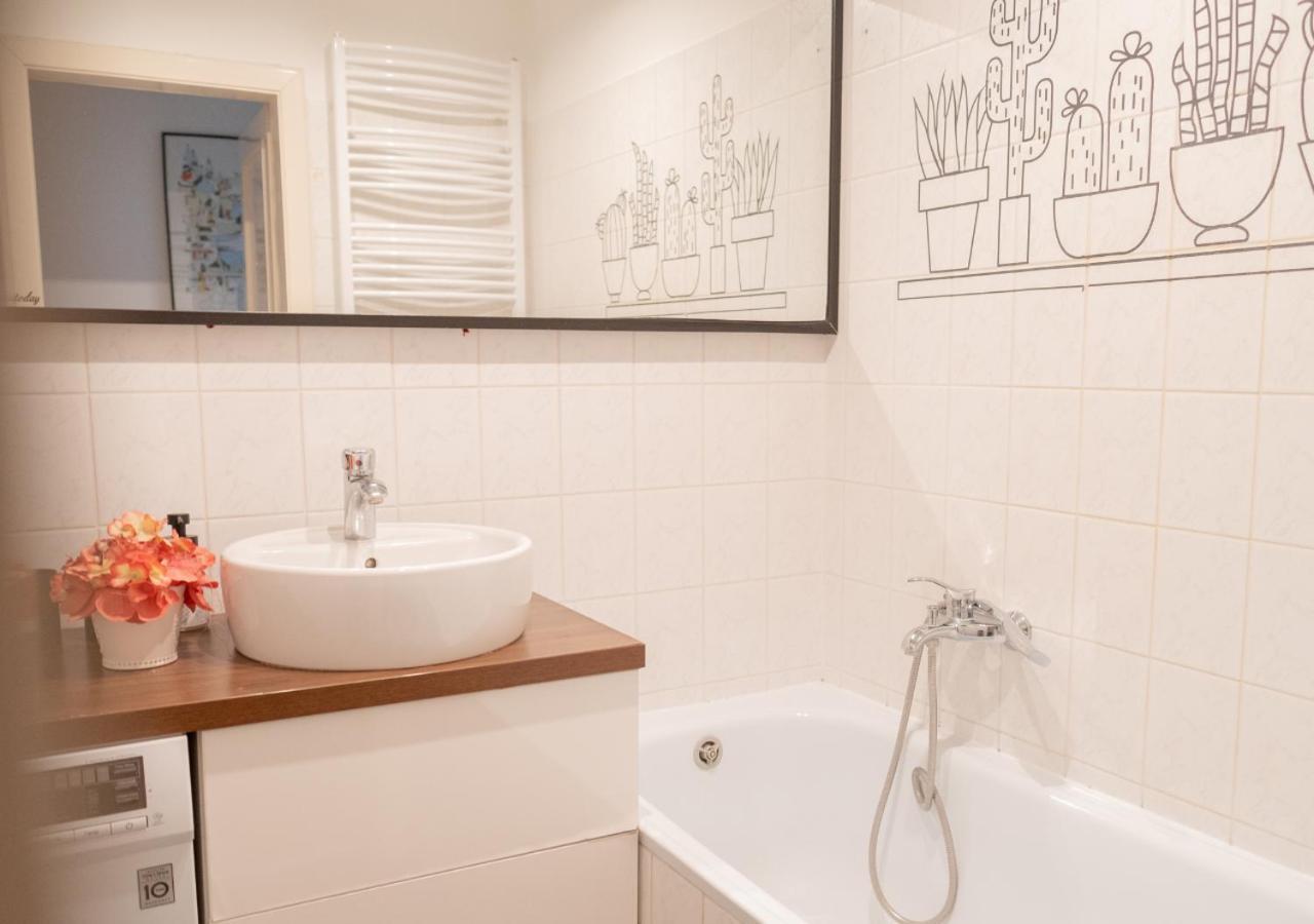 קצ'קמט Central Apartman, Belvaros Lakas מראה חיצוני תמונה